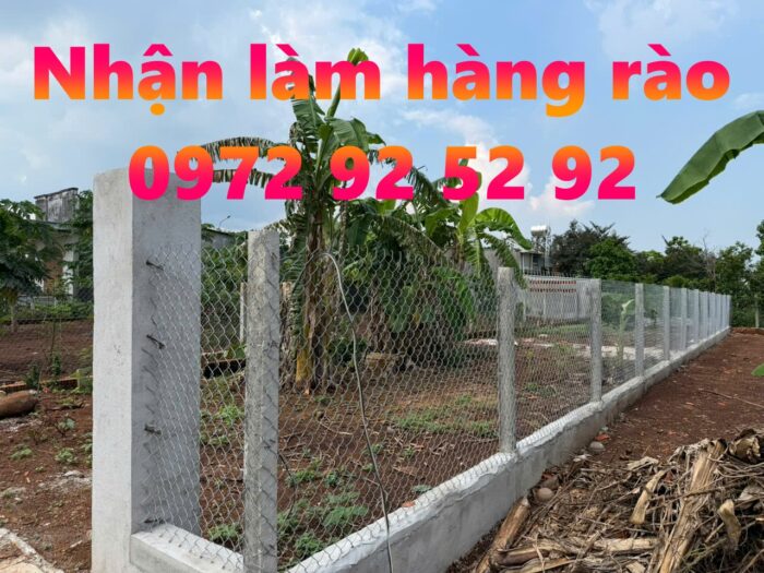 Thợ nhận làm hàng rào tại